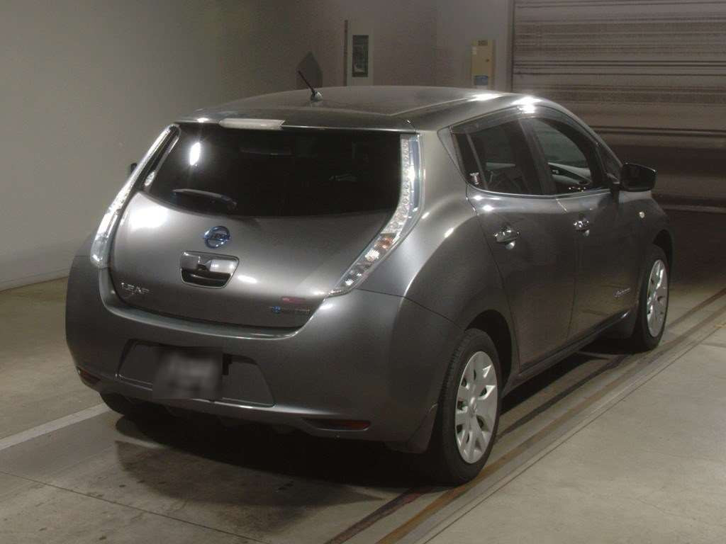 2016 Nissan Leaf AZE0[1]