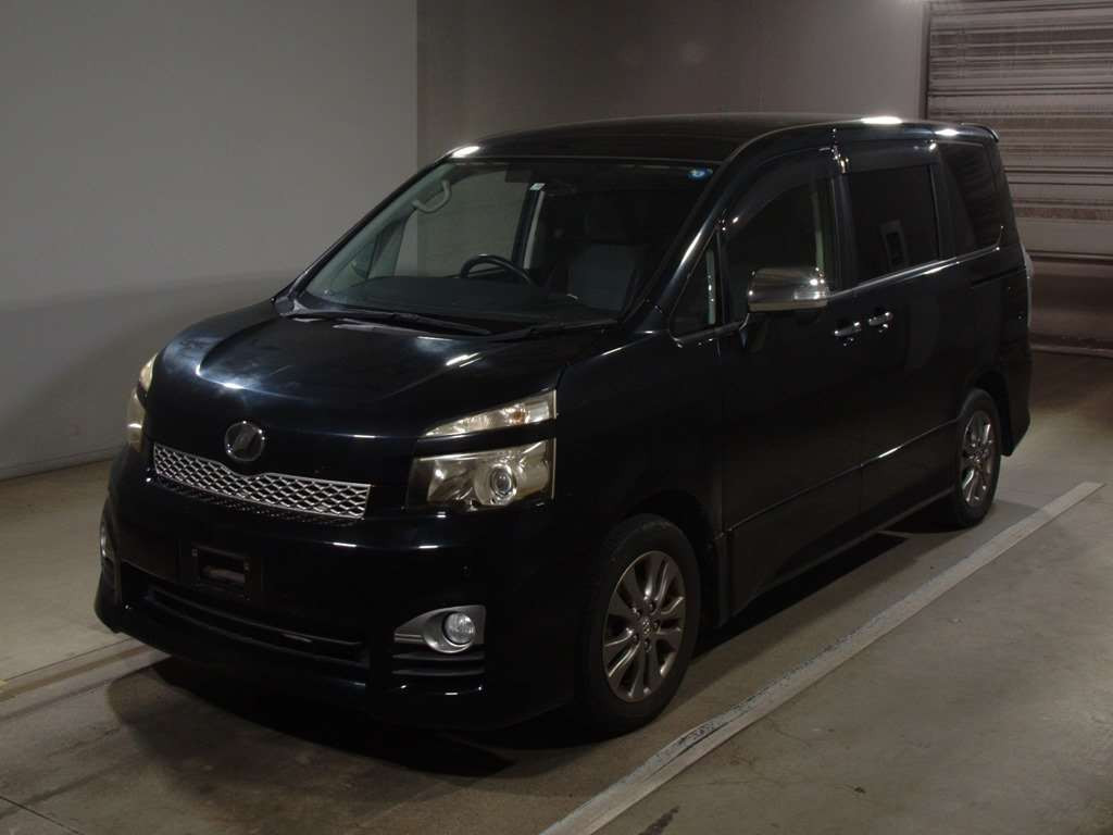 2011 Toyota Voxy ZRR70W[0]