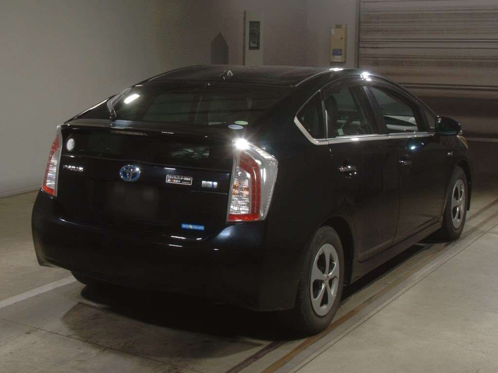 2014 Toyota Prius ZVW30[1]