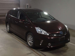 2013 Toyota Prius alpha