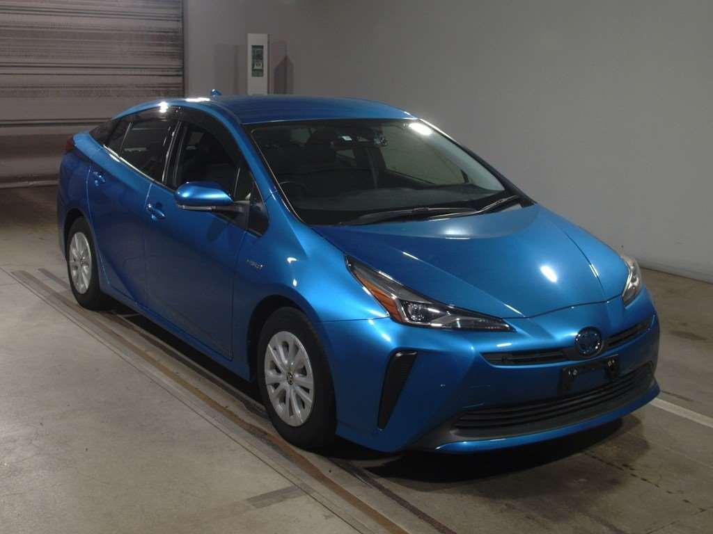 2019 Toyota Prius ZVW51[2]