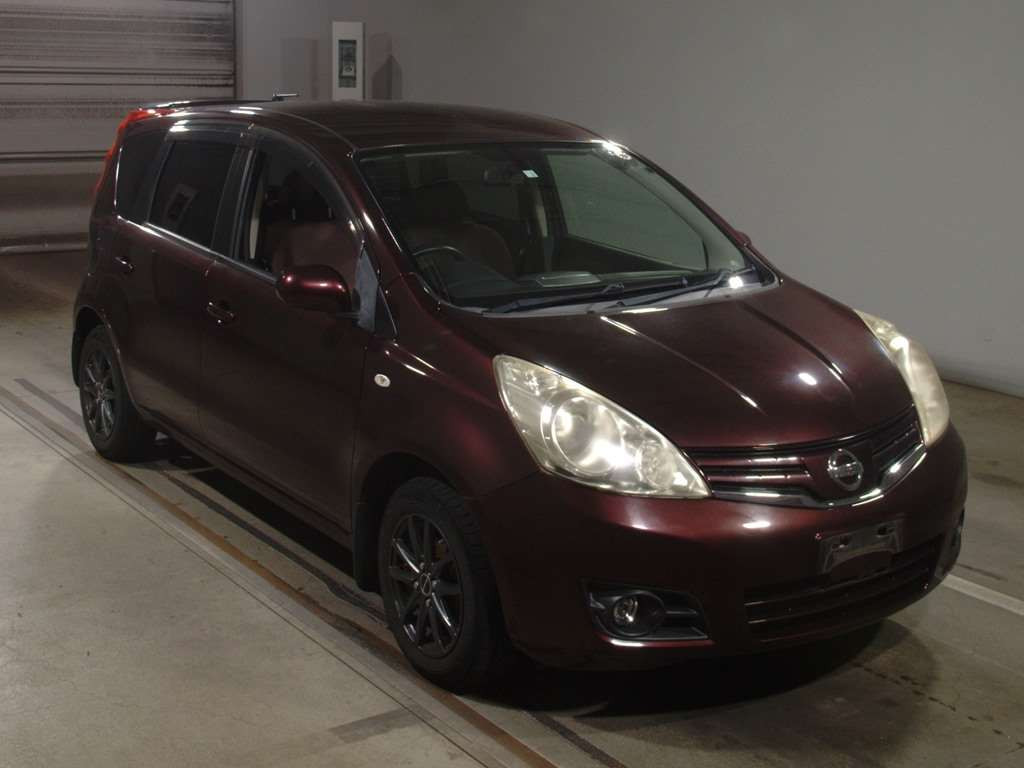 2012 Nissan Note E11[2]