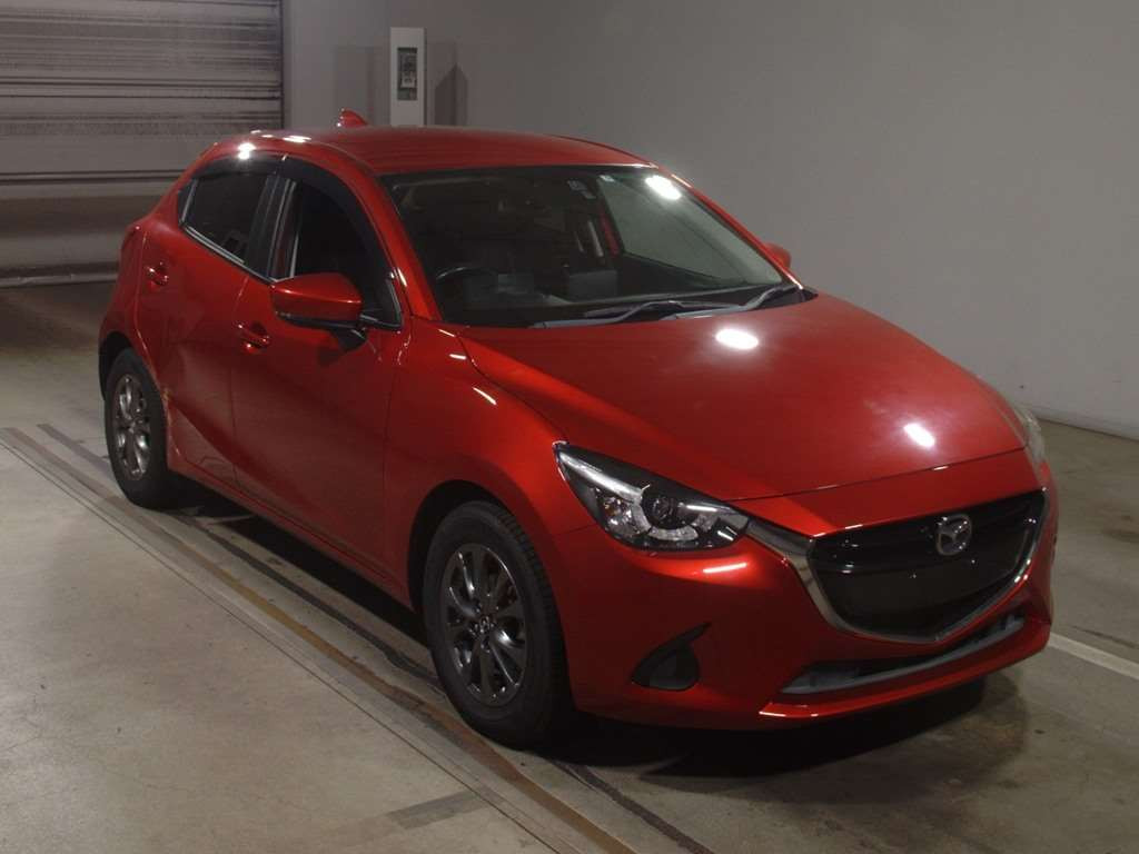 2017 Mazda Demio DJ3FS[2]