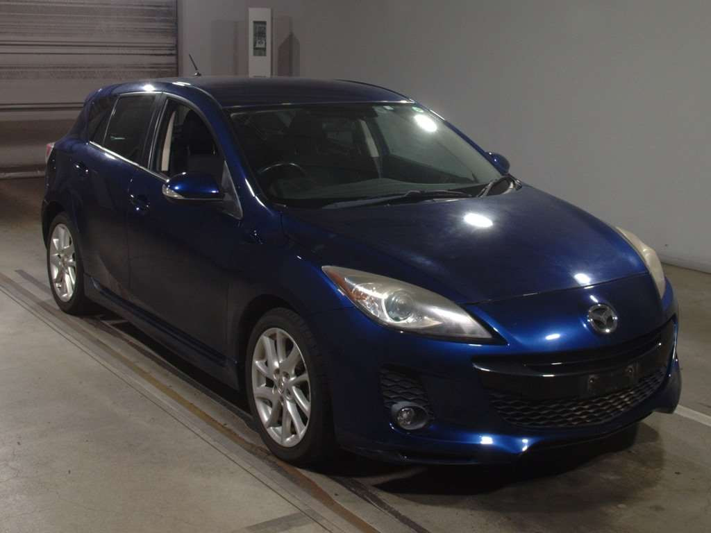 2012 Mazda Axela Sport BLFFW[2]