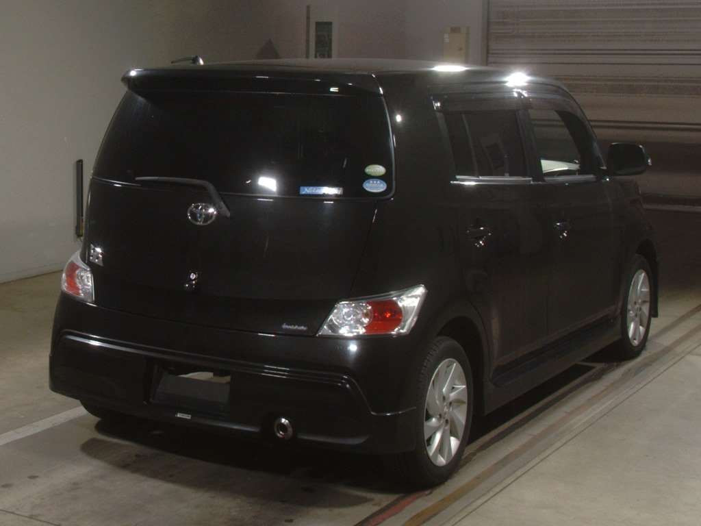 2010 Toyota bB QNC20[1]