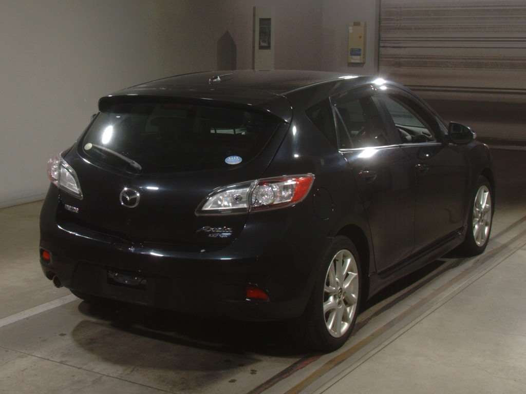 2012 Mazda Axela Sport BLFFW[1]