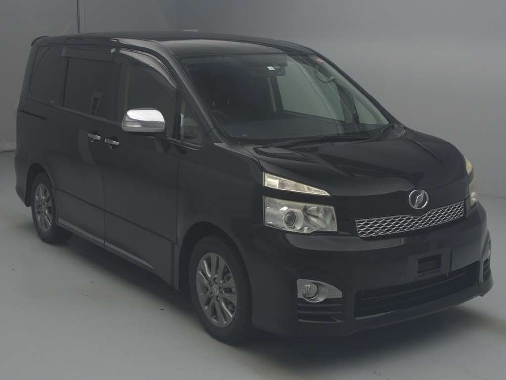 2012 Toyota Voxy ZRR70W[2]