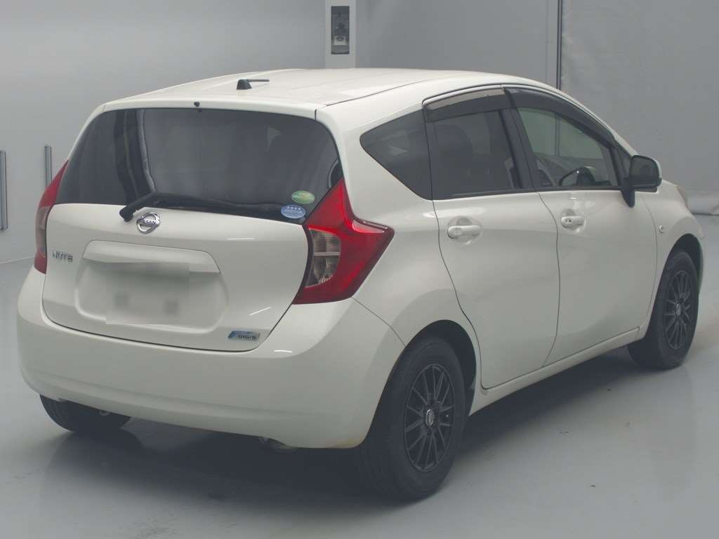 2014 Nissan Note E12[1]