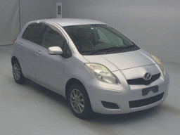 2010 Toyota Vitz