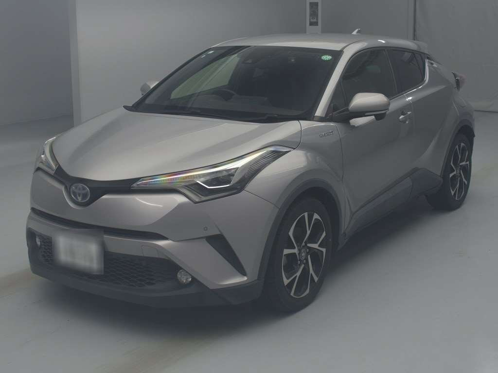 2017 Toyota C-HR ZYX10[0]