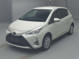 2017 Toyota Vitz