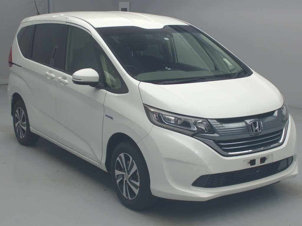 2017 Honda Freed Plus Hybrid GB8[2]