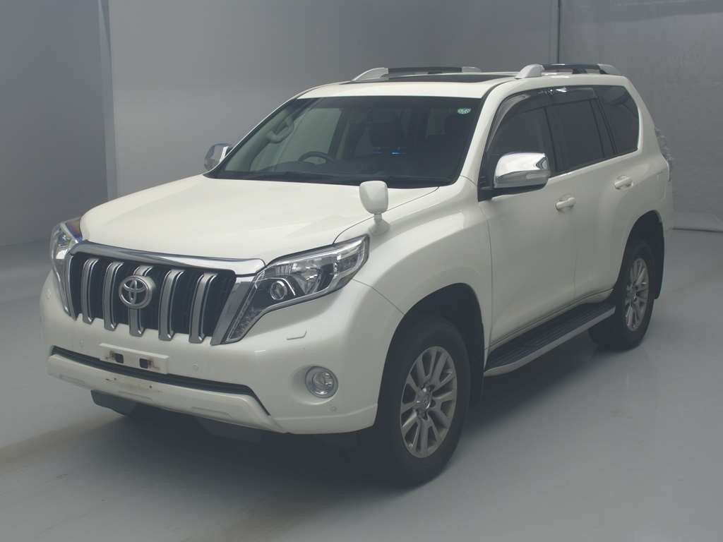 2017 Toyota Land Cruiser Prado GDJ150W[0]