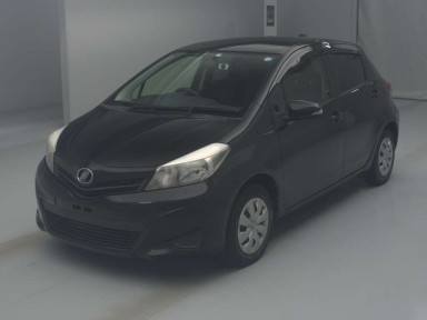 2013 Toyota Vitz