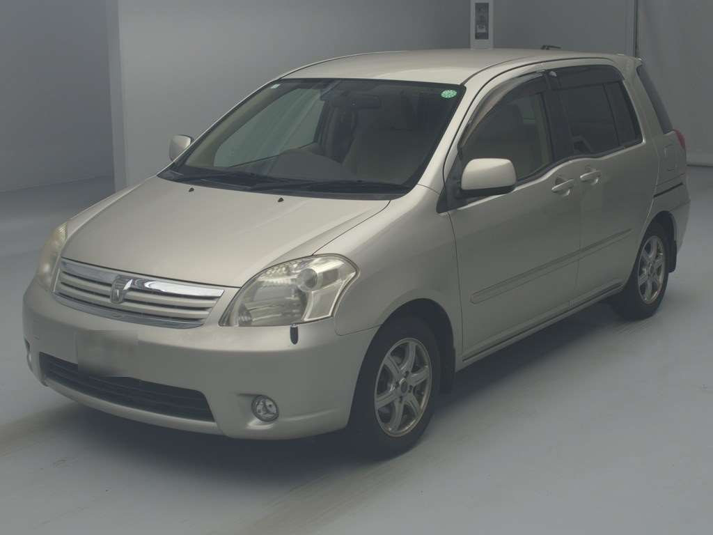 2004 Toyota Raum NCZ20[0]