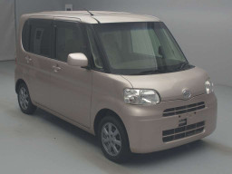 2009 Daihatsu Tanto