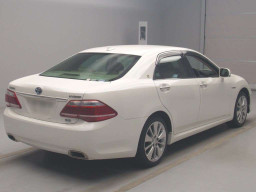 2011 Toyota Crown Hybrid