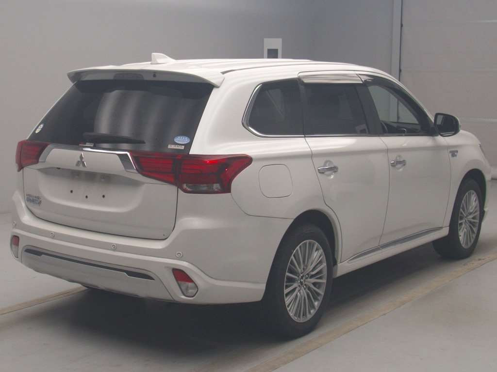 2019 Mitsubishi Outlander PHEV GG3W[1]