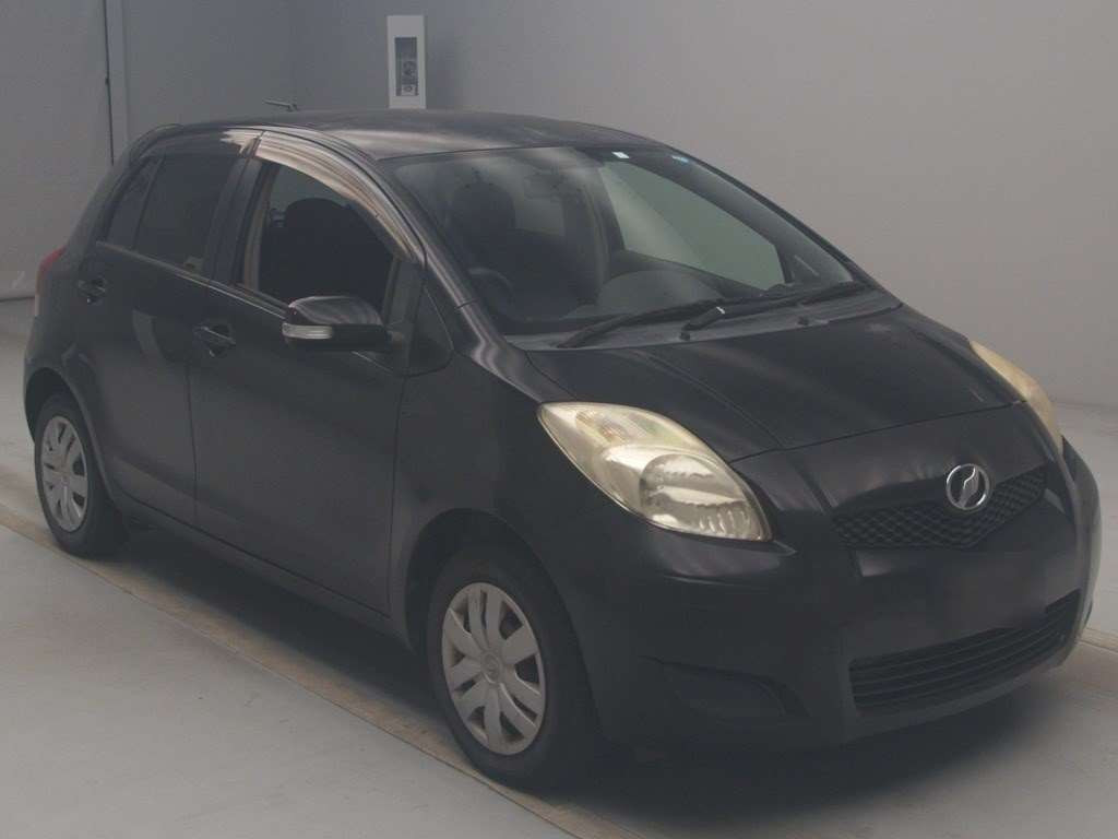 2009 Toyota Vitz KSP90[2]