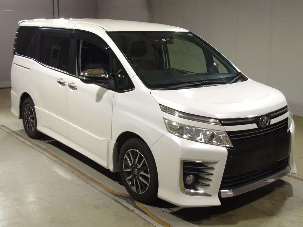 2015 Toyota Voxy ZRR80W[2]