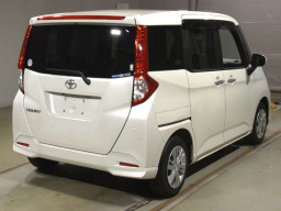 2022 Toyota Roomy