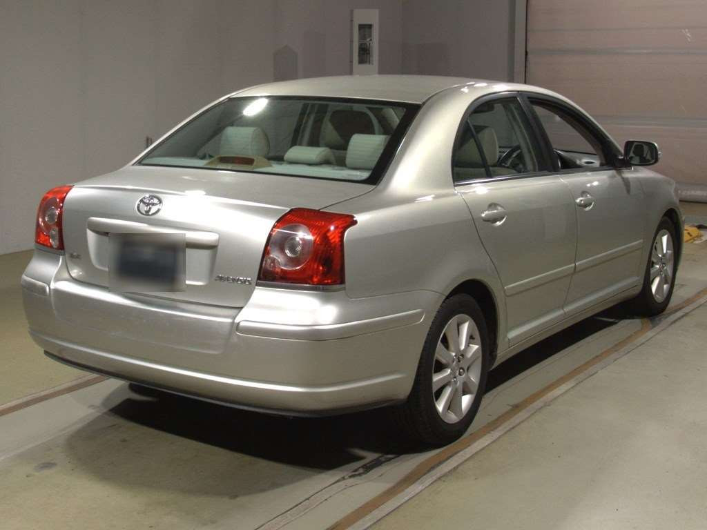 2006 Toyota Avensis AZT251[1]