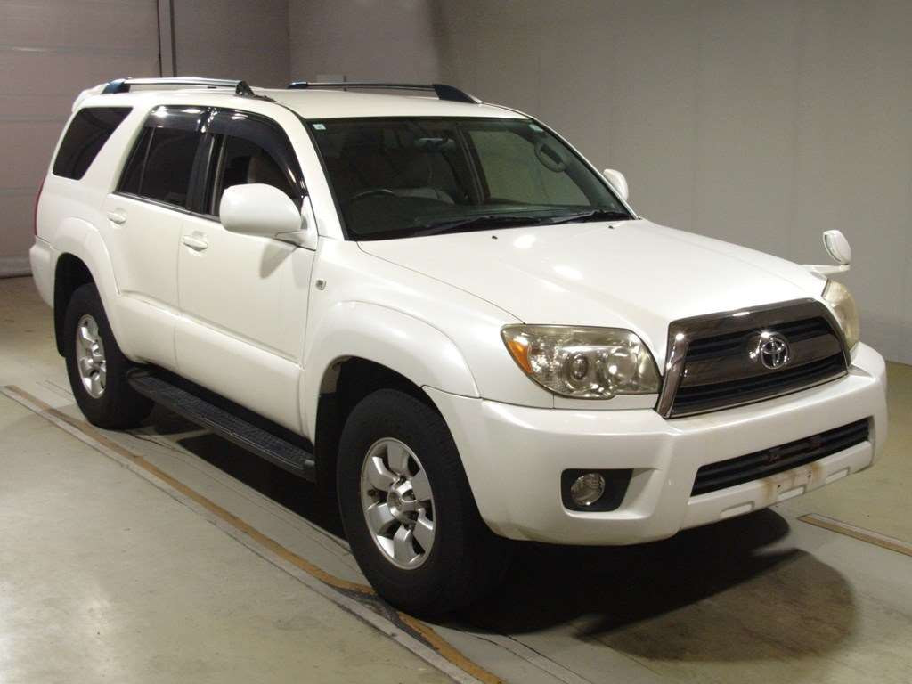 2009 Toyota Hilux Surf TRN215W[2]