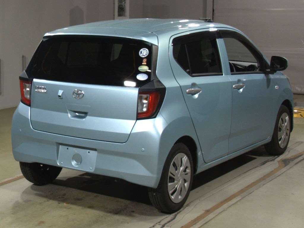 2018 Toyota Pixis Epoch LA350A[1]