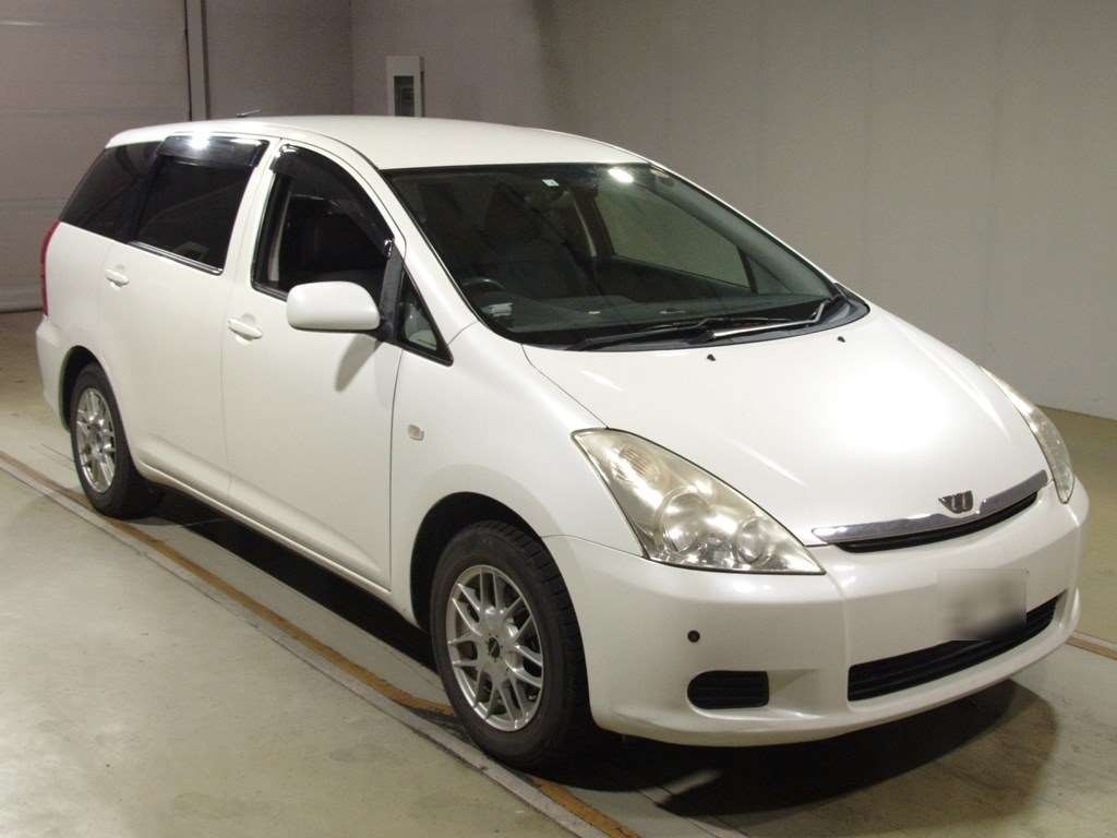 2004 Toyota Wish ZNE14G[2]