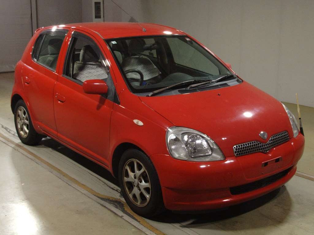 2000 Toyota Vitz NCP10[2]