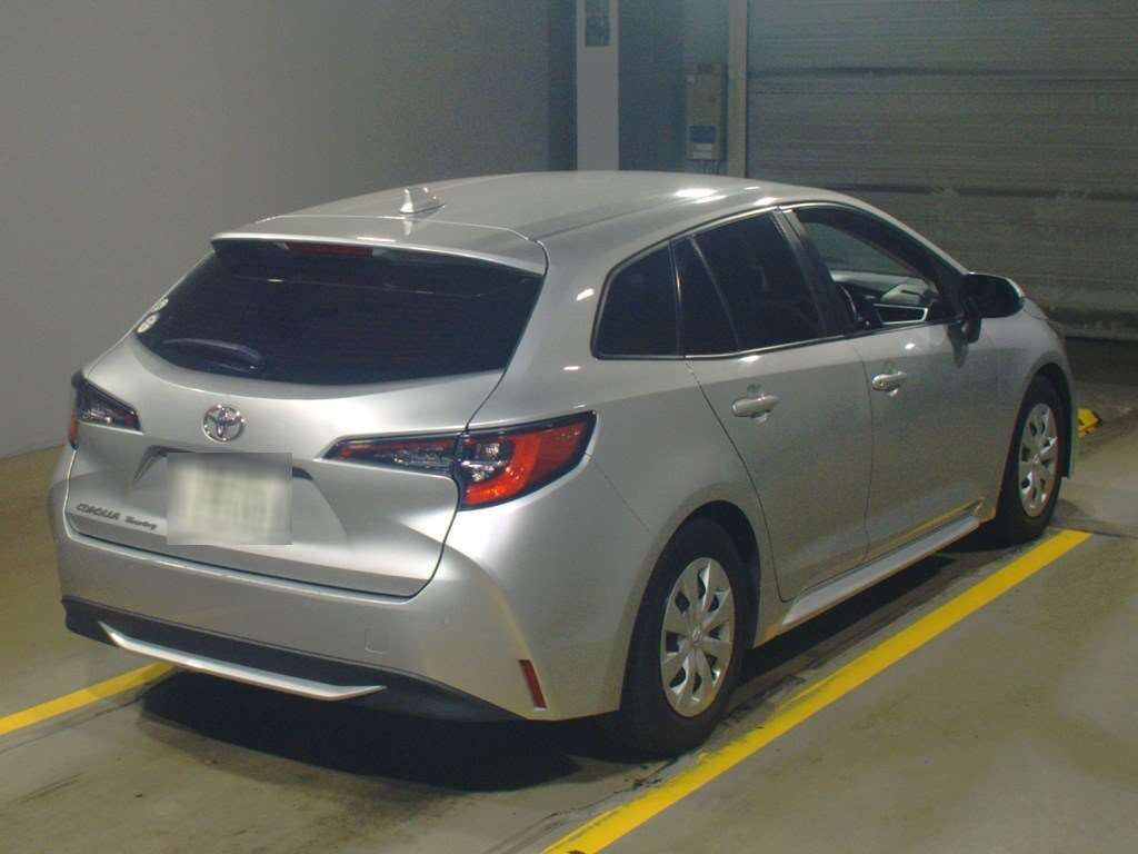 2020 Toyota Corolla Touring Wagon ZRE212W[1]