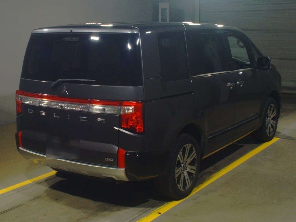 2021 Mitsubishi Delica D5 CV1W[1]