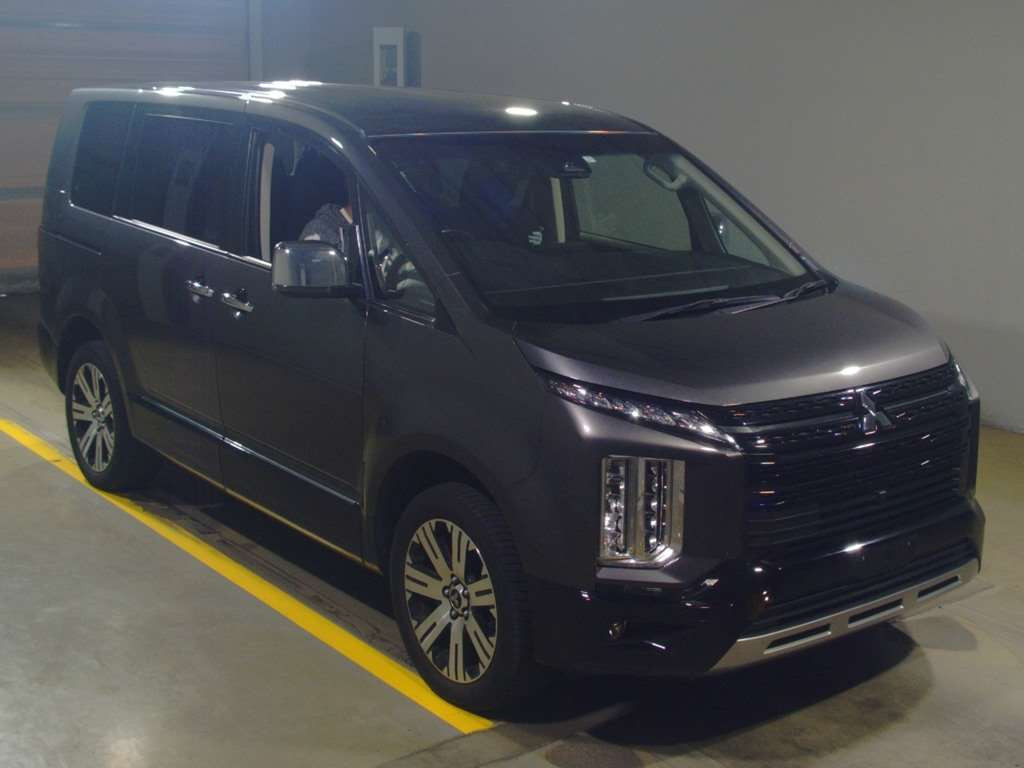 2021 Mitsubishi Delica D5 CV1W[2]