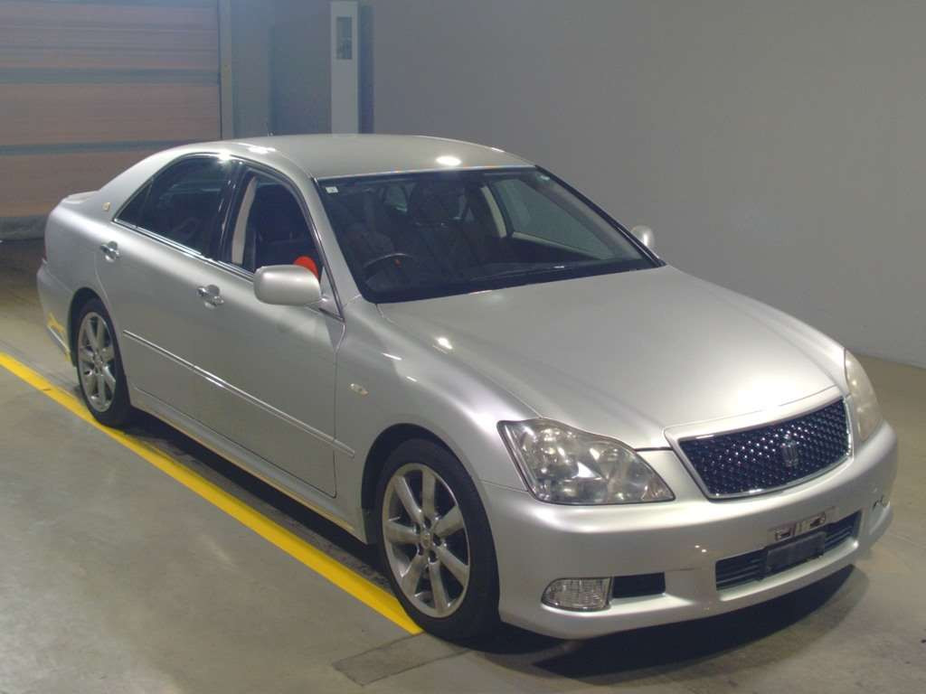 2007 Toyota Crown GRS180[2]