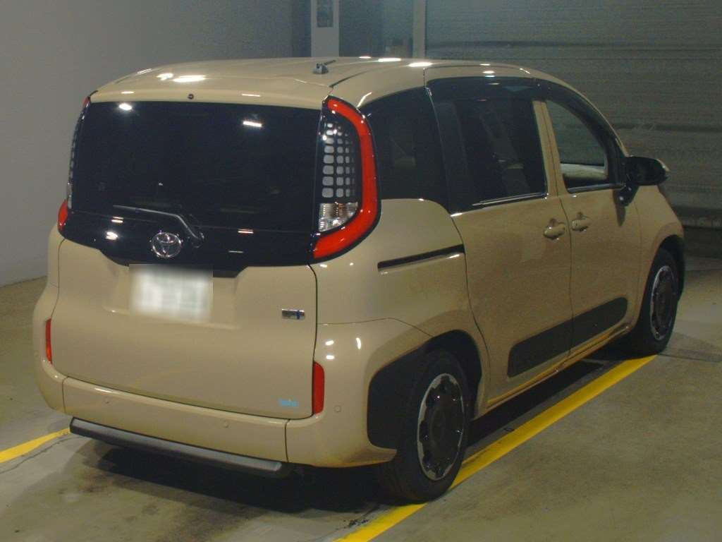 2024 Toyota Sienta MXPL12G[1]