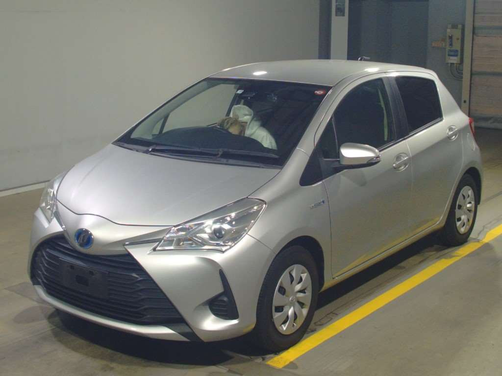 2019 Toyota Vitz NHP130[0]