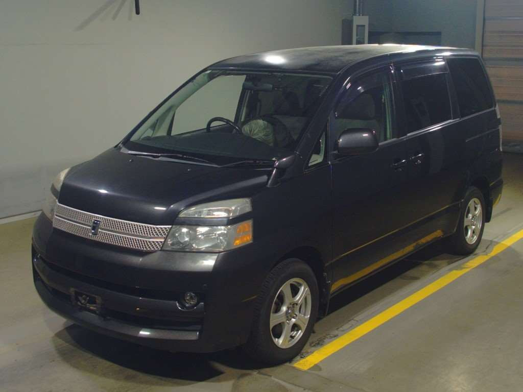 2006 Toyota Voxy AZR60G[0]