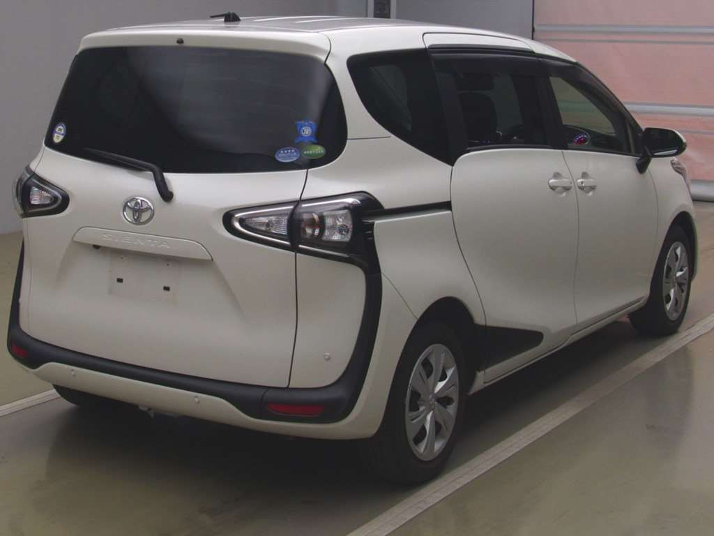 2020 Toyota Sienta NSP170G[1]