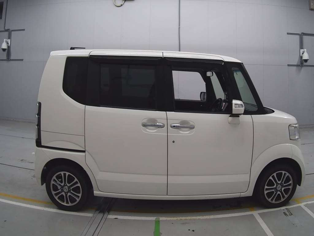 2014 Honda N-BOX JF1[2]