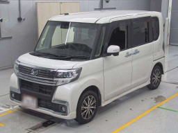 2017 Daihatsu Tanto