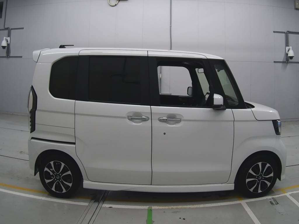 2020 Honda N-BOX CUSTOM JF3[2]