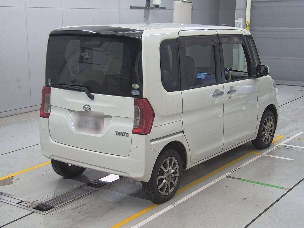 2015 Daihatsu Tanto LA610S[1]