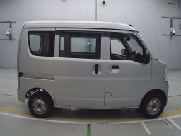 2021 Mitsubishi Minicab Van