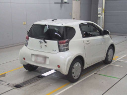 2009 Toyota iQ