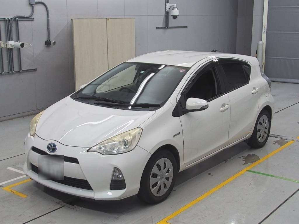 2012 Toyota Aqua NHP10[0]