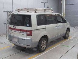 2012 Mitsubishi Delica D5