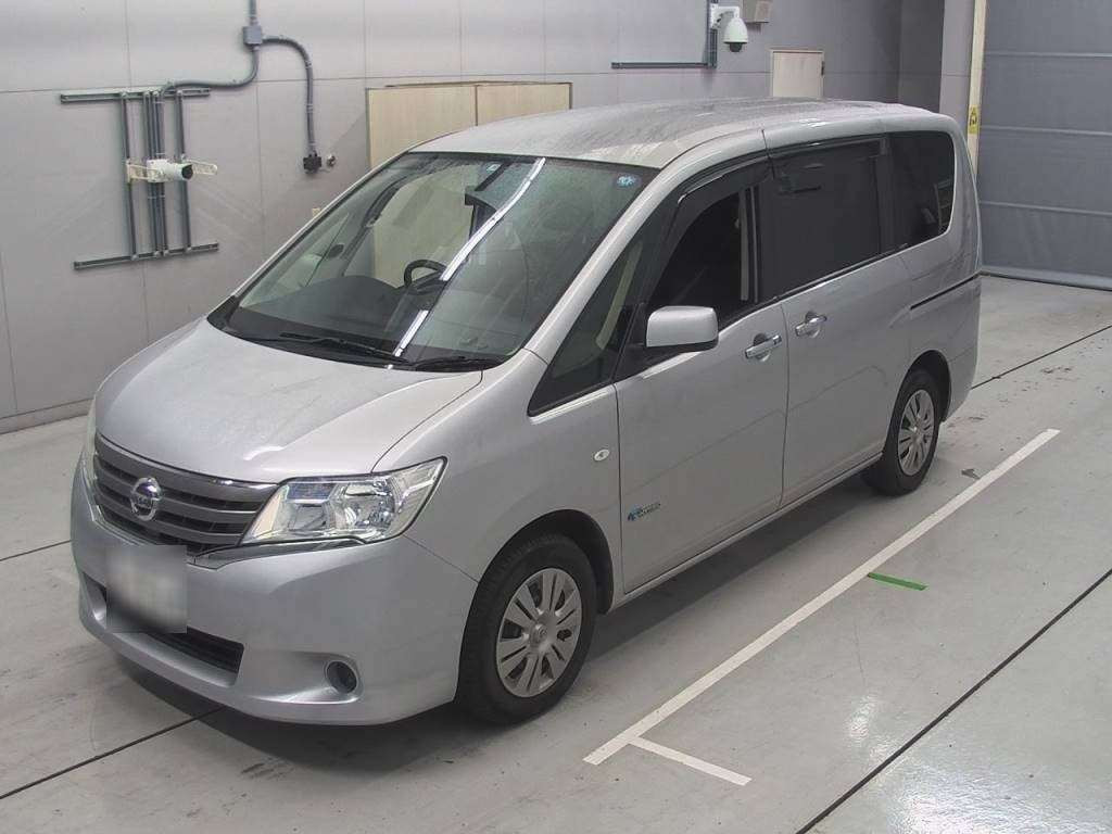 2013 Nissan Serena HC26[0]