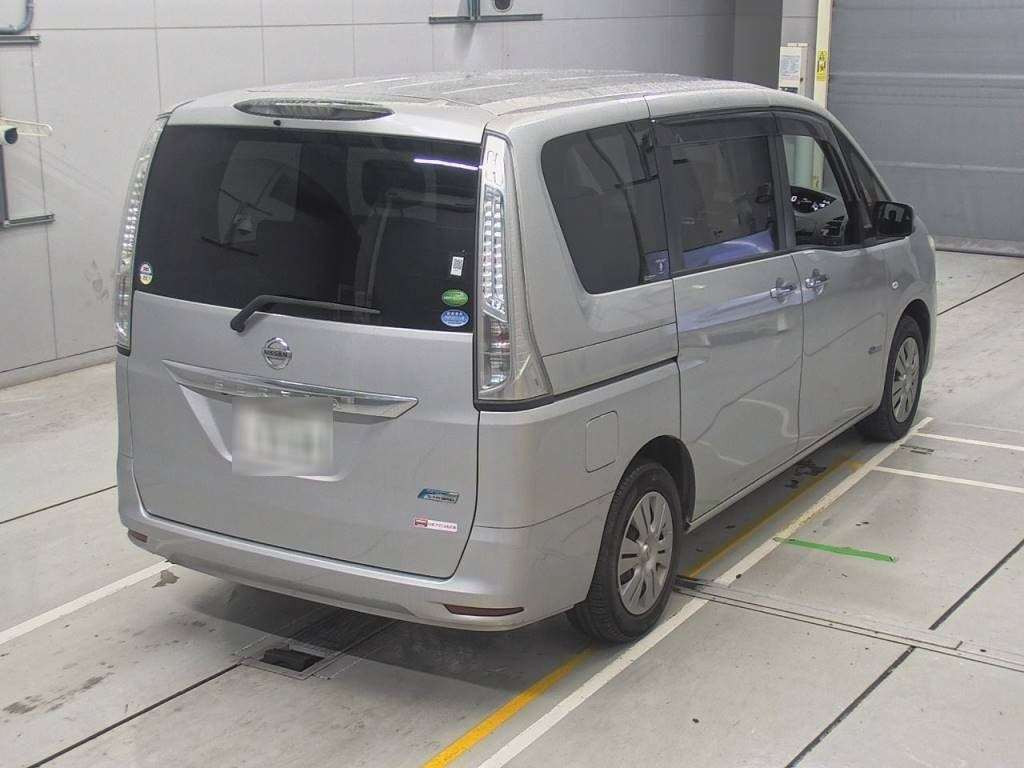 2013 Nissan Serena HC26[1]