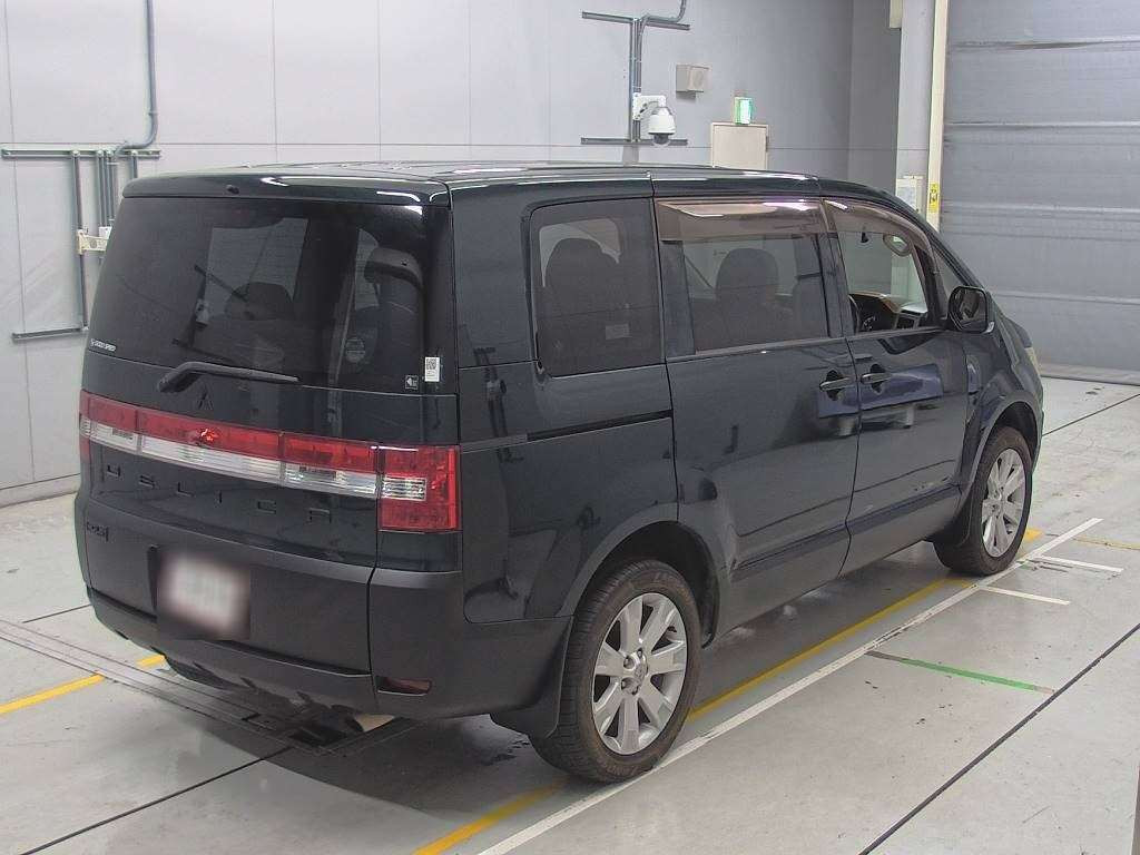 2007 Mitsubishi Delica D5 CV5W[1]