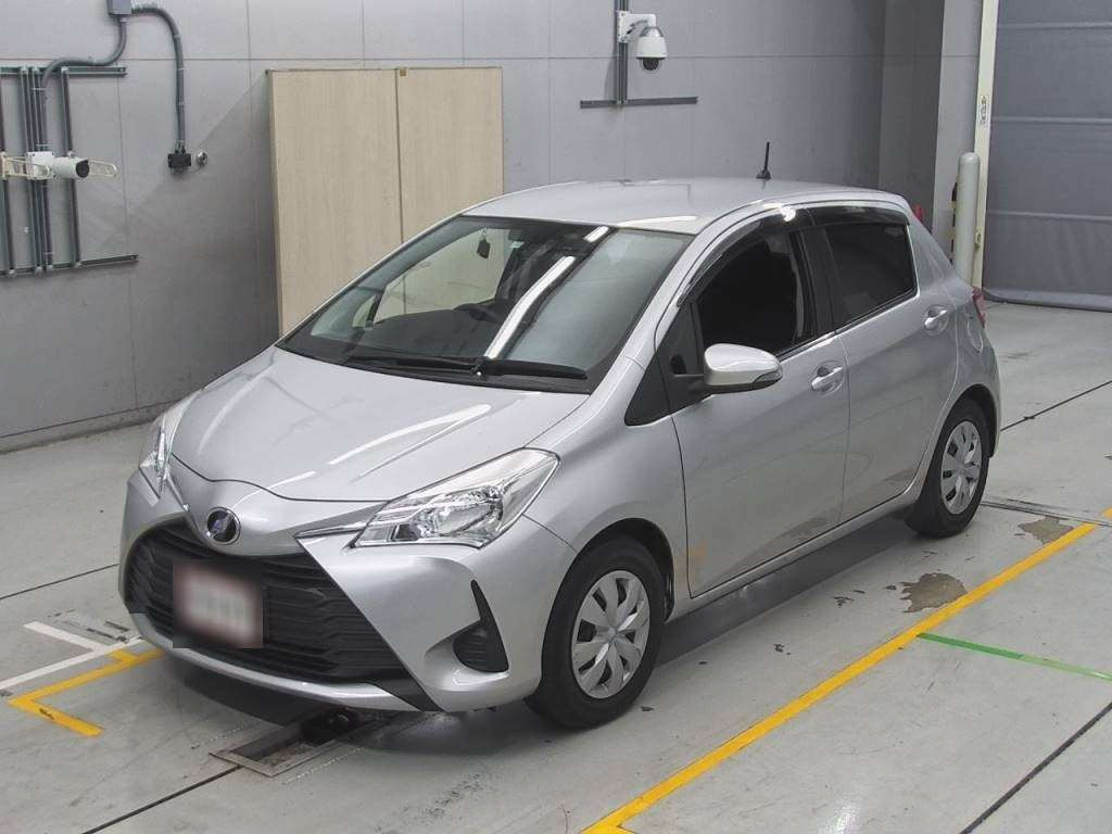 2017 Toyota Vitz NSP130[0]